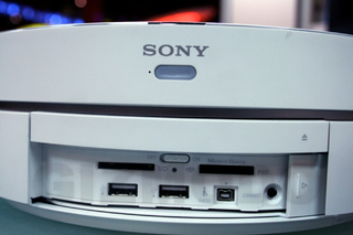 Illustration for article titled First Fondle: Sony Vaio TP1